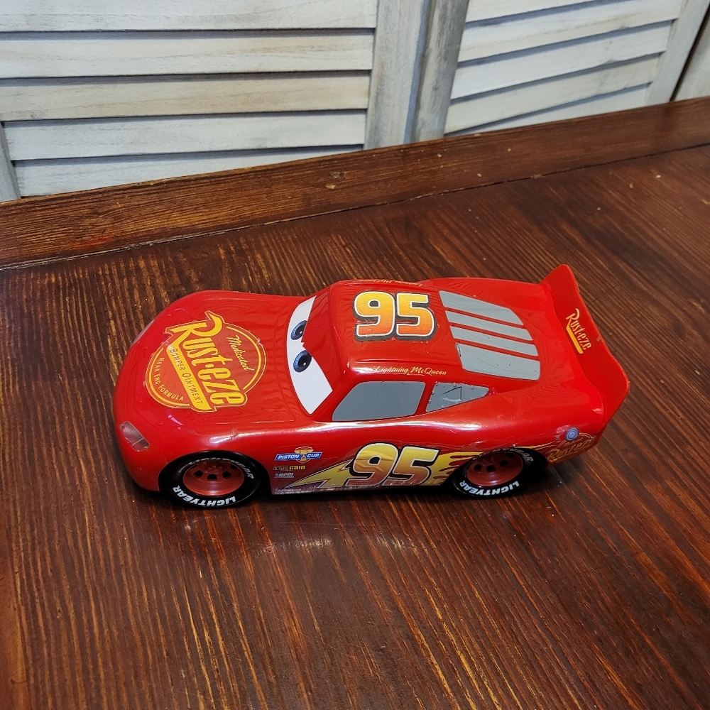 Lightning McQueen Toy Car